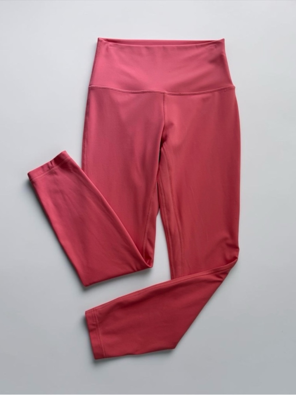 Lululemon Women’s High-Rise Pink Coral Leggings! Size 6!